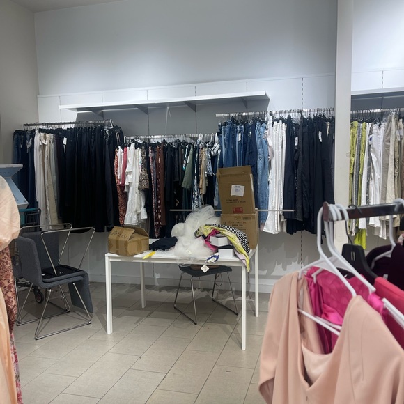 LIVE SHOW NOTIFICATION - like to be notified when we go live. - Picture 5 of 14